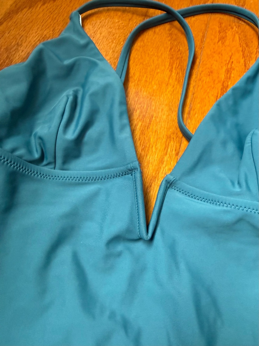 Cupshe Teal Blue V-Neck One-Piece Swimsuit with Strappy Back - Picture 2 of 3